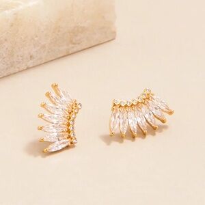 PETITE CRYSTAL MADELINE EARRINGS GOLD